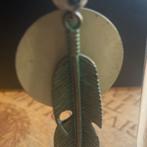 TRIBAL - Picture 5 of 5